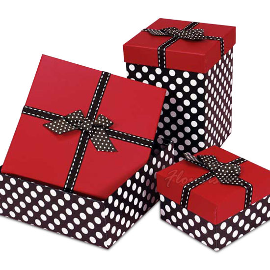 Benutzerdefinierte Deckel und Basis Typ Geburtstag Hochzeit Weihnachten Neujahr Kleidung Verpackung Box mit Band