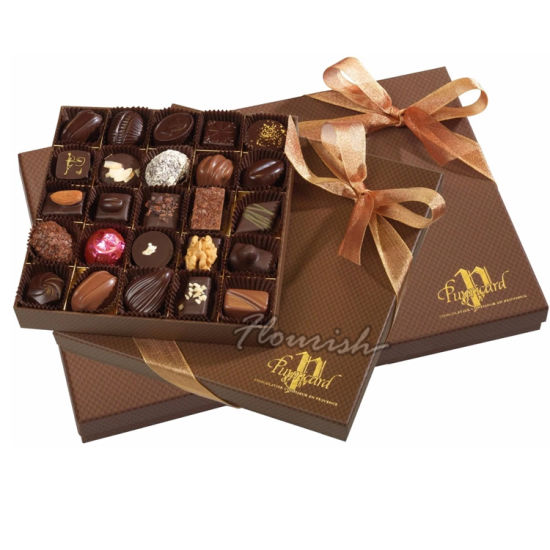Kundenspezifische Kunstpapier-Schokoladen-Geschenkverpackungsbox mit Facheinsatz