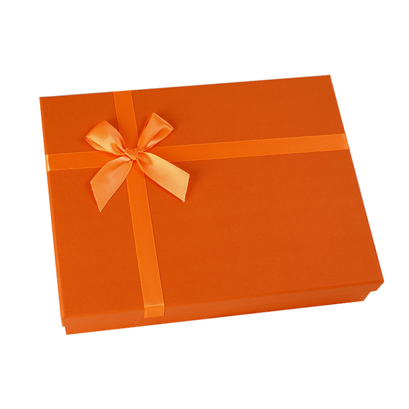 China-Fabrik-Großhandelsluxuspapier-Geschenkbox und -tasche