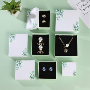 China-Fabrik-Großhandelskundenspezifisches Logo, das Luxusschmuck-Geschenkbox druckt